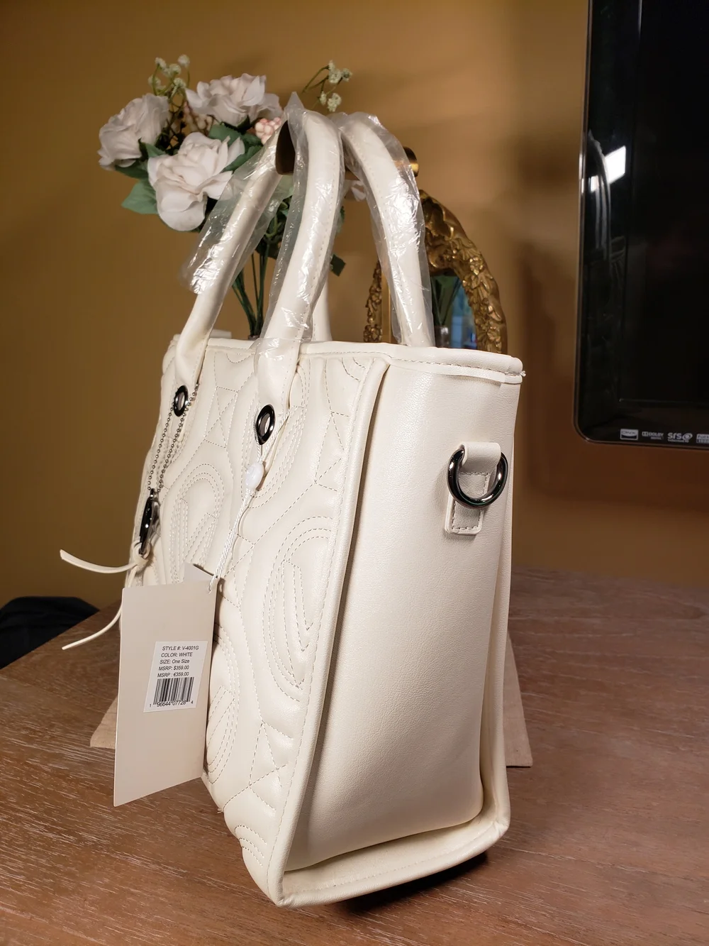Valentino Orlandi Quilted Cream Tote w/ Pouch, Crossbody & Logo Charm NWT! $359 - Picture 11 of 14